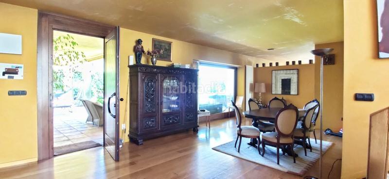 Foto 67961d33-bd44-46af-9996-6638b8737758. Chalet en calle fotógrafo zagala 7 en Zona Fernández Labreda Pontevedra