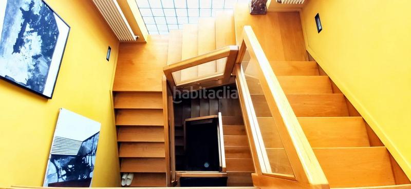 Foto cb0e1a40-ceb6-485f-abbd-d06a898821fc. Chalet en calle fotógrafo zagala 7 en Zona Fernández Labreda Pontevedra