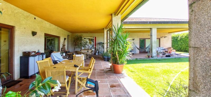 Foto 494521f7-7022-4340-8a62-ebc918487904. Chalet in calle fotógrafo zagala 7 in Zona Fernández Labreda Pontevedra