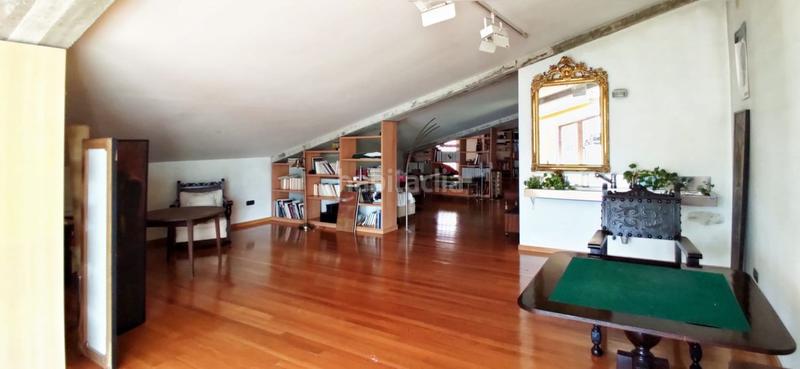 Foto be0dbeff-50ed-4305-9331-7d0c9b121cf0. Chalet in calle fotógrafo zagala 7 in Zona Fernández Labreda Pontevedra