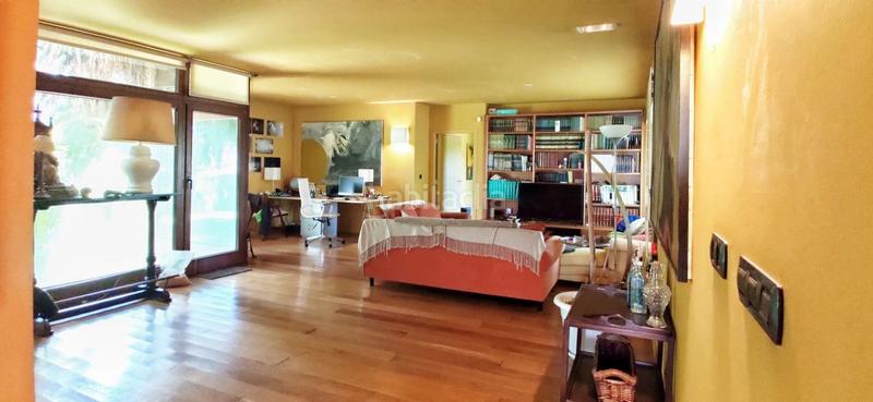 Foto c4278a1e-bfd6-4844-b324-738c65a45706. Chalet in calle fotógrafo zagala 7 in Zona Fernández Labreda Pontevedra