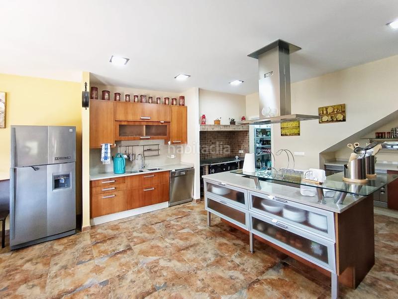 Foto adbe244a-16c2-42f1-9827-a32abd31e85e. Chalet con riscaldamento parcheggio in Parroquias Rurales Pontevedra