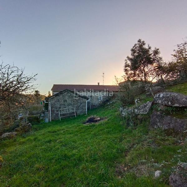 Foto 009493bf-3354-410c-94b4-dd426bc7e6c8. Chalet en vía pazos de borela 24 en Cotobade