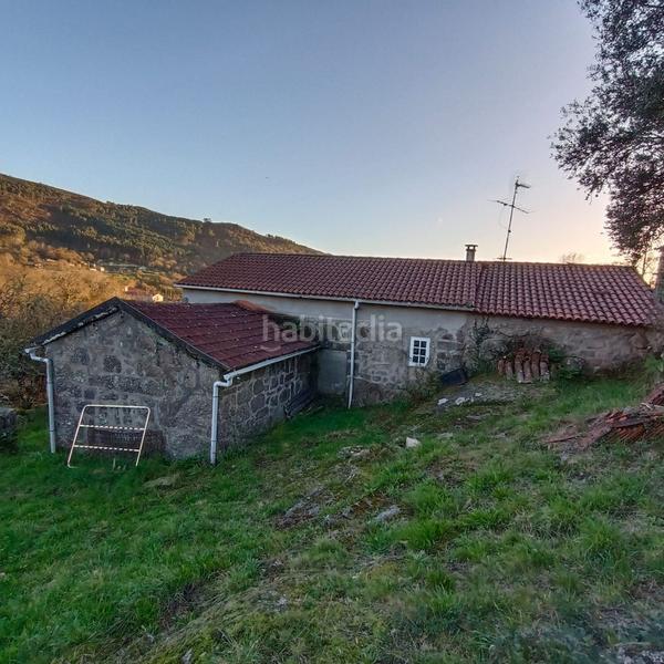 Foto 3b31b571-fc90-43f0-9c9e-158f4557916f. Chalet en vía pazos de borela 24 en Cotobade