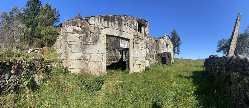 Foto 1625fe13-a1f1-4c24-b6c8-f9b64a600103. Wohngrundstück in outeiro 18 in Vilaboa