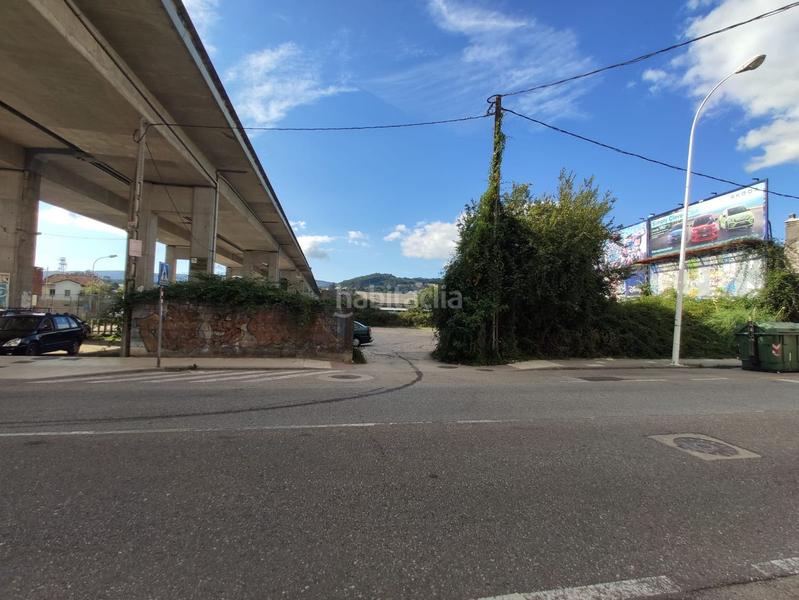 Foto 8e150791-cf35-4042-a49f-f0d1cd5829ad. Terrain résidentiel dans calle rosalía de castro 72 dans Pontevedra
