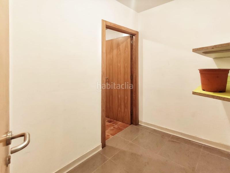 Foto c8236900-5753-4cfe-8977-e653fdf173bf. Location local commercial dans Zona de Plaza de Barcelos Pontevedra