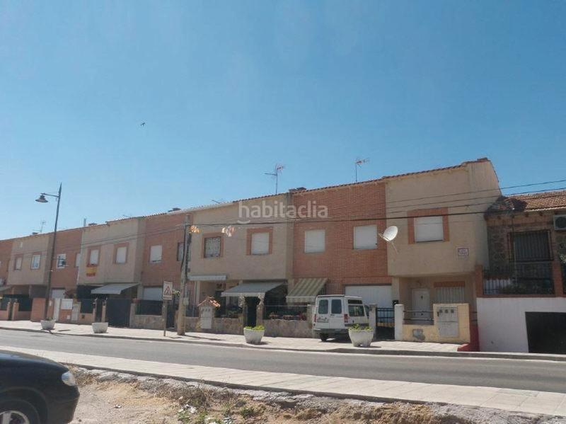 Foto 46547da2-19df-4464-a554-363504ffab73. Casa adossada a Chozas de Canales