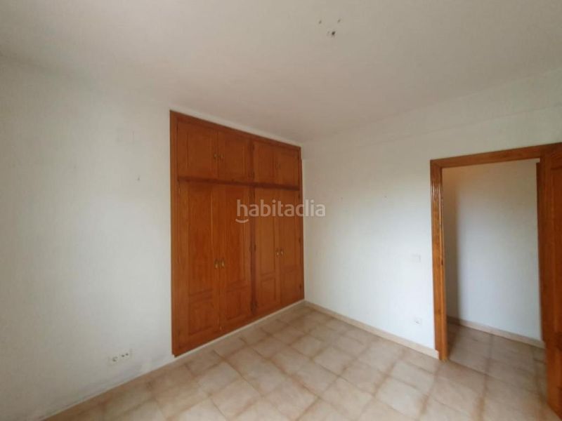 Foto 6981087e-effa-4e44-8ab7-309eba332f7a. Xalet amb xemeneia aparcament piscina a Lominchar