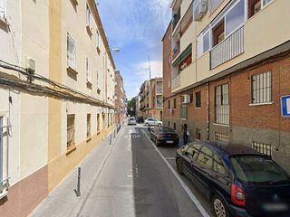 Etagenwohnung en Calle de jos� del pino jim�nez 11. Piso en villaverde alto (madrid) | 71 m�, 3 dormitorios y gran p