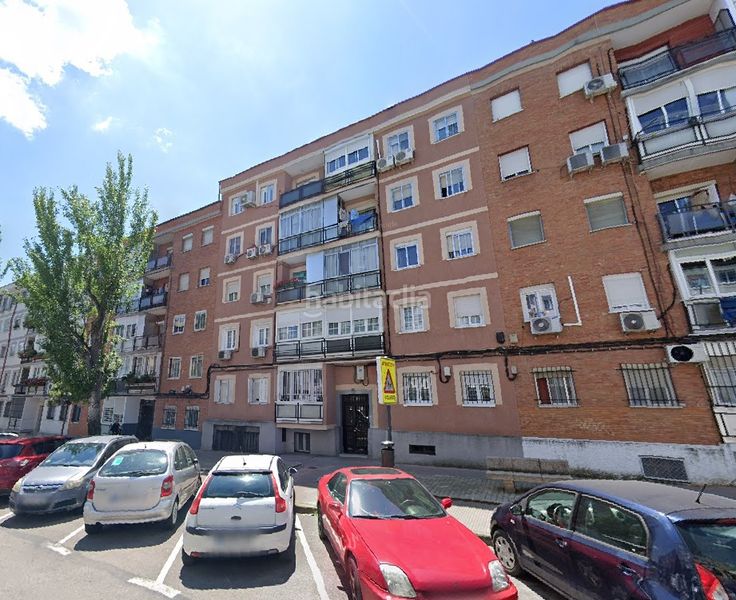 Foto 4e67afe2-15a7-42f7-ade8-3810f90642be. Pis a Descubridores-Escritores Leganés