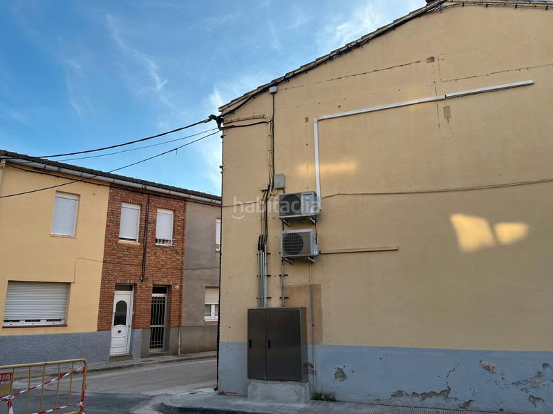 Foto b18505a5-01f8-40a1-9e15-afe99ffe0b70. Casa a carrer mossèn brugulat 27 a Alfarràs