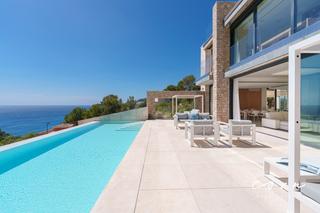 Casa a Capdepera Poble. Arquitectura única y vistas al mar en una ubicación espectacular