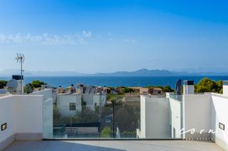 Maison à Colònia de Sant Pere. Moderno chalet de nueva construcción con piscina y azotea en col