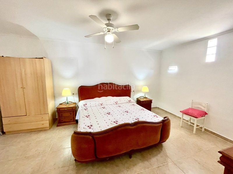Foto a2f60124-6d5d-4dd9-bf37-bc3d70c28384. Casa a Daya Nueva