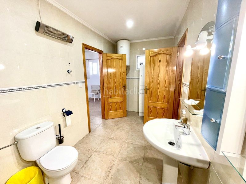 Foto c9e7beae-8a69-4629-a53d-caebf036c9e8. Casa a Daya Nueva