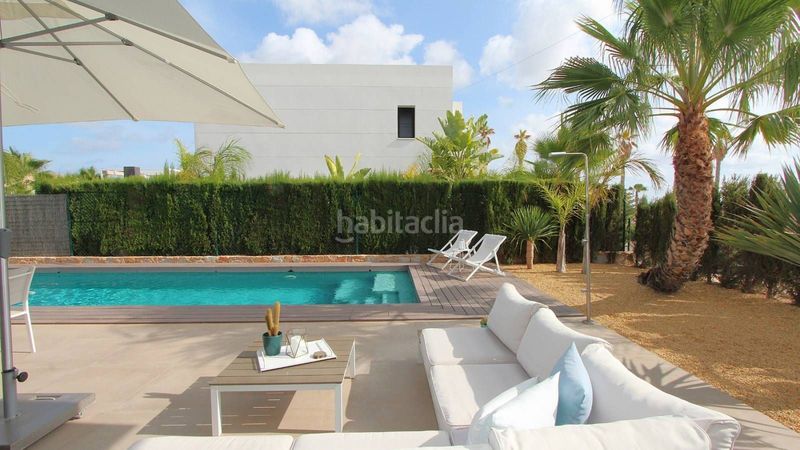 Foto f5b3c068-7832-43f1-b2e7-223ede5181ad. Casa a Centro Rojales