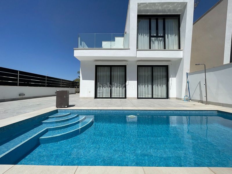 Foto a302a937-0154-49ae-8a76-b091923e07d0. Casa a Benijófar
