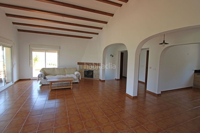 Foto 2a09ee84-a580-4804-a855-6446e80116de. Casa amb calefacció a Orba