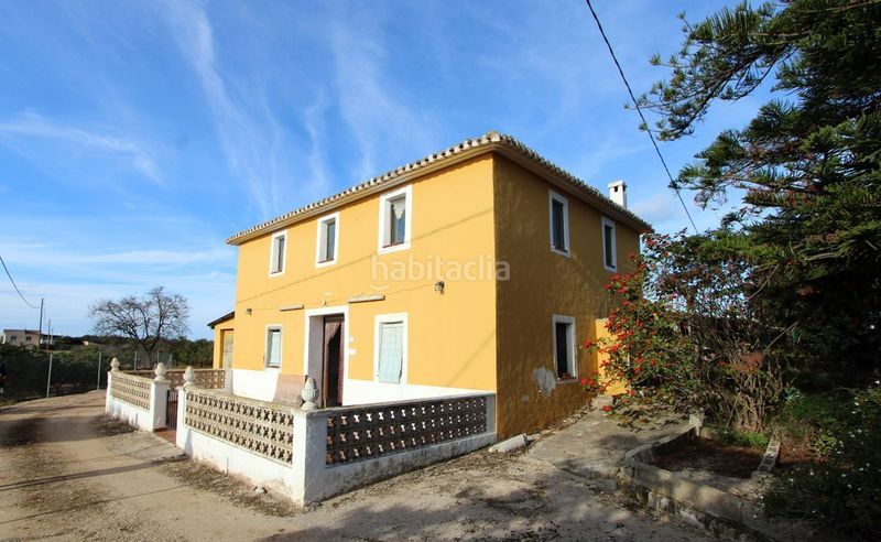 Foto 7a1897df-55a3-4d1e-a63e-cbf609ad89a5. Casa amb calefacció a Ondara