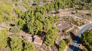 Residential Plot in Xaló. Parcela grande muy bien ubicada en jalon alicante
