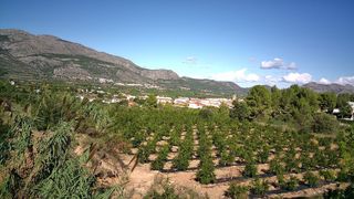 Wohngrundstück in Tormos. Parcela en orba alicante