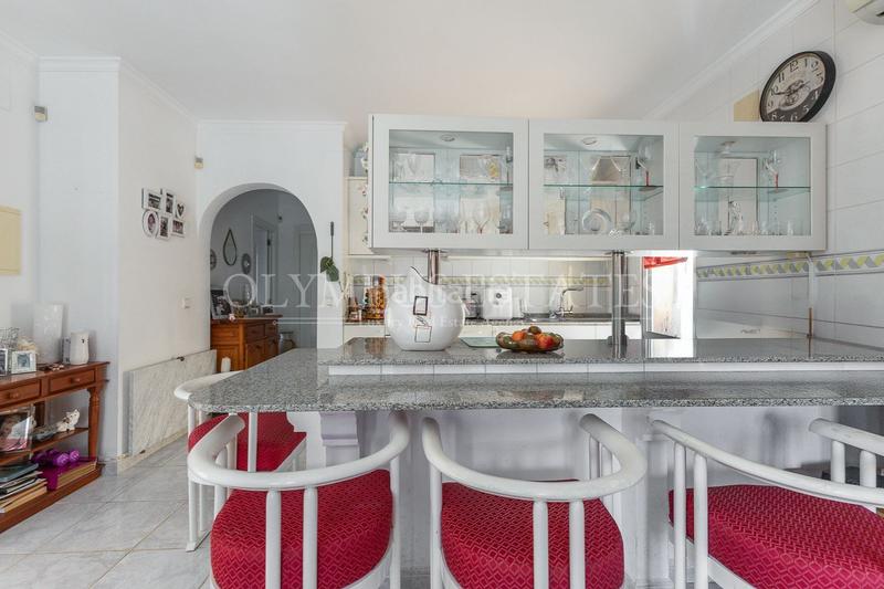 Foto 4ed4ae32-9c03-490d-a5f2-c23b2b76dada. Haus mit heizung pool in El Montgó Dénia