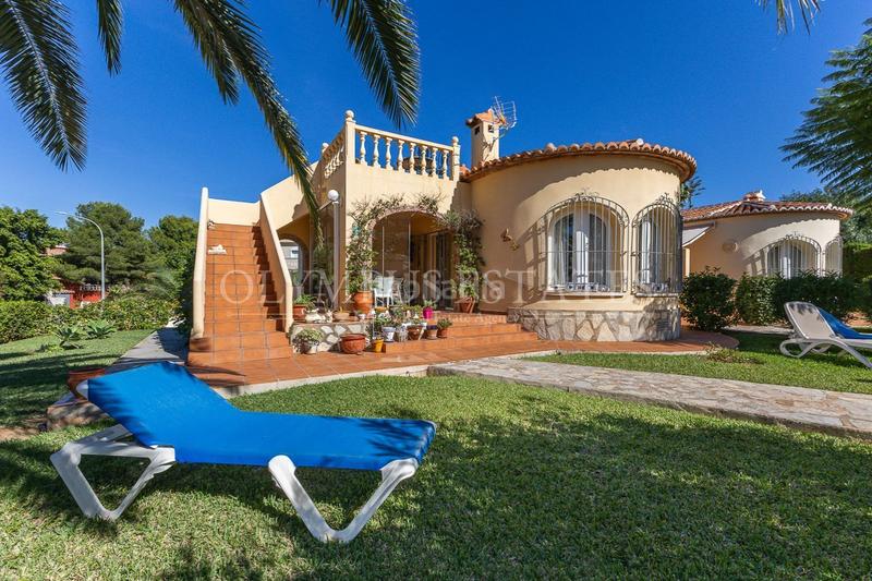 Foto 5dc9d2eb-5a17-4cf3-9872-36b83fabc907. Haus mit heizung pool in El Montgó Dénia