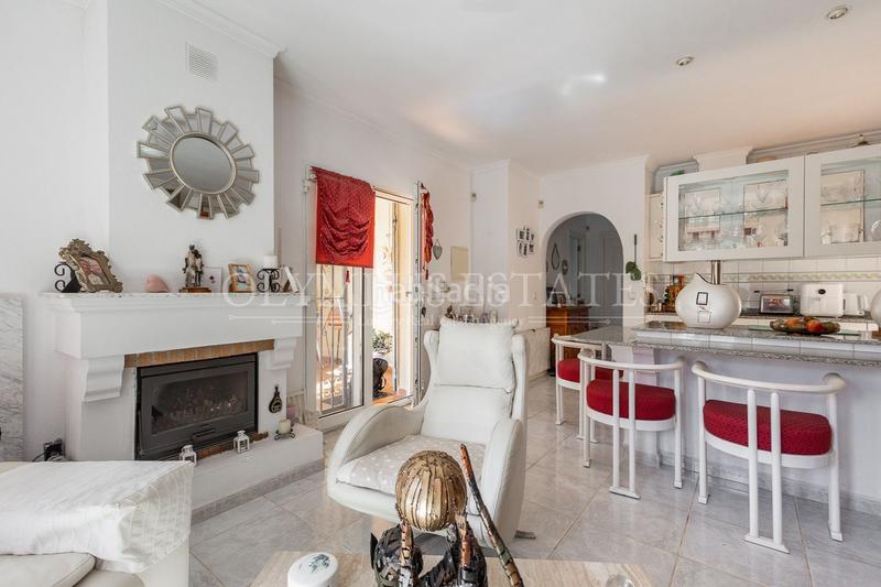 Foto a7376612-d407-421f-b72f-7472a0b6c6af. Haus mit heizung pool in El Montgó Dénia