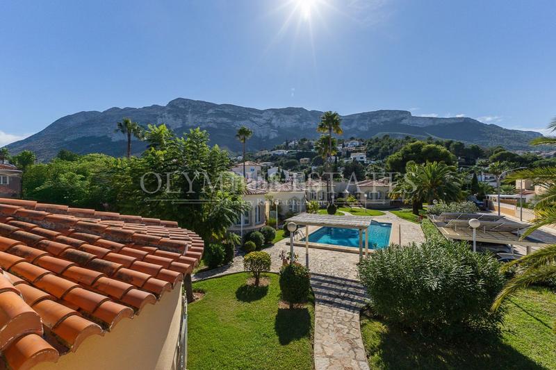 Foto c6fdb595-45a5-4844-965e-7aabf11e4601. Haus mit heizung pool in El Montgó Dénia