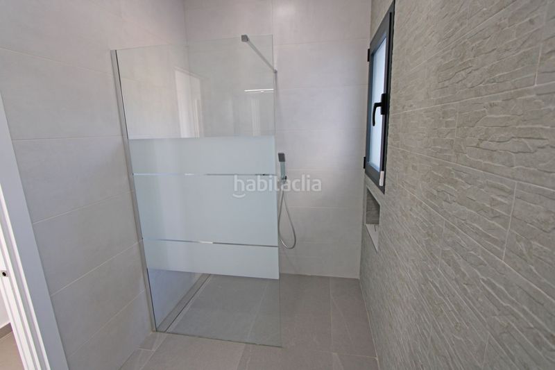 Foto 2c7a5433-b9fb-4a1a-814e-4b1dd7b2449e. Casa amb calefacció a Orba