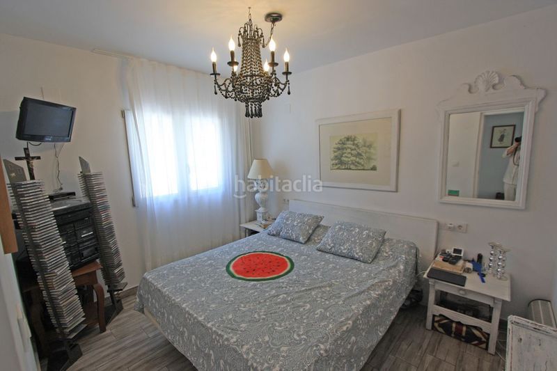 Foto 28f79d00-a4c7-4208-8f74-d7a4ba289c3a. Casa amb calefacció a El Montgó Dénia