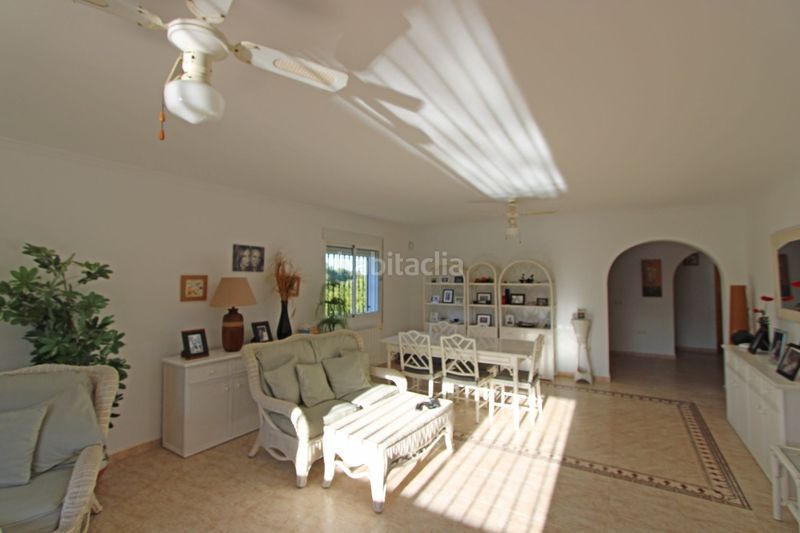 Foto 2d70c651-8113-4787-a344-839b2288dabd. Casa amb calefacció a Benidoleig