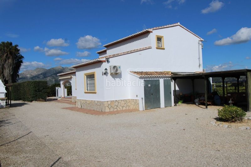 Foto 4a329906-123e-4ee9-82ed-e4ab89e277ac. Casa amb calefacció a Benidoleig