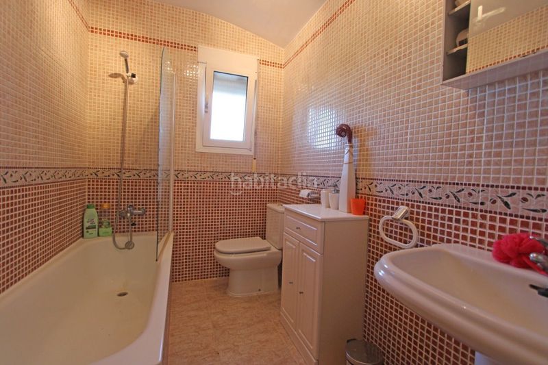 Foto 804d9a4b-430d-49fa-9e2a-3ae7b74a512d. Casa amb calefacció a Benidoleig