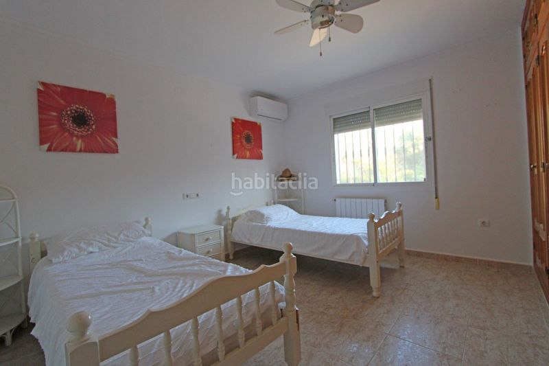 Foto a4a809f6-9e2e-479f-a58b-037b8028ea4d. Casa amb calefacció a Benidoleig