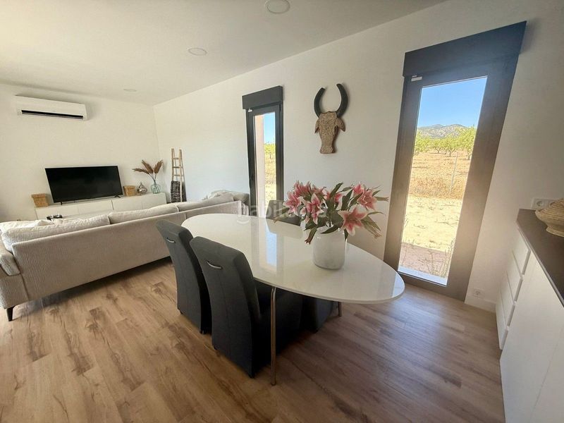 Foto f9dba390-e339-4d28-a6ad-b2da4784c35a. Casa a Pinoso