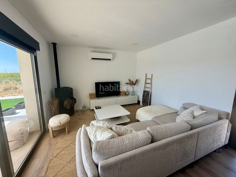 Foto fd0f43c5-db1b-486d-a4f3-c2ebf30093f6. Casa a Pinoso