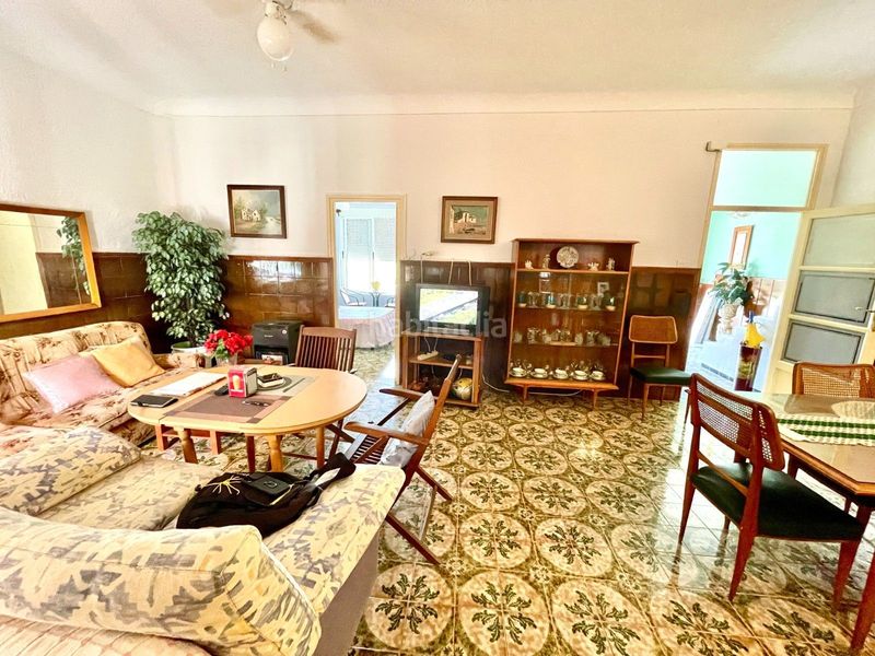 Foto 928f8e0f-3cda-4e86-9409-983484bea2ff. Maison jumelée dans Crevillente