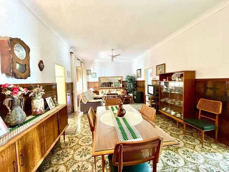 Foto f2e8f720-9067-4246-b8d6-e30dd4b2ca8f. Maison jumelée dans Crevillente