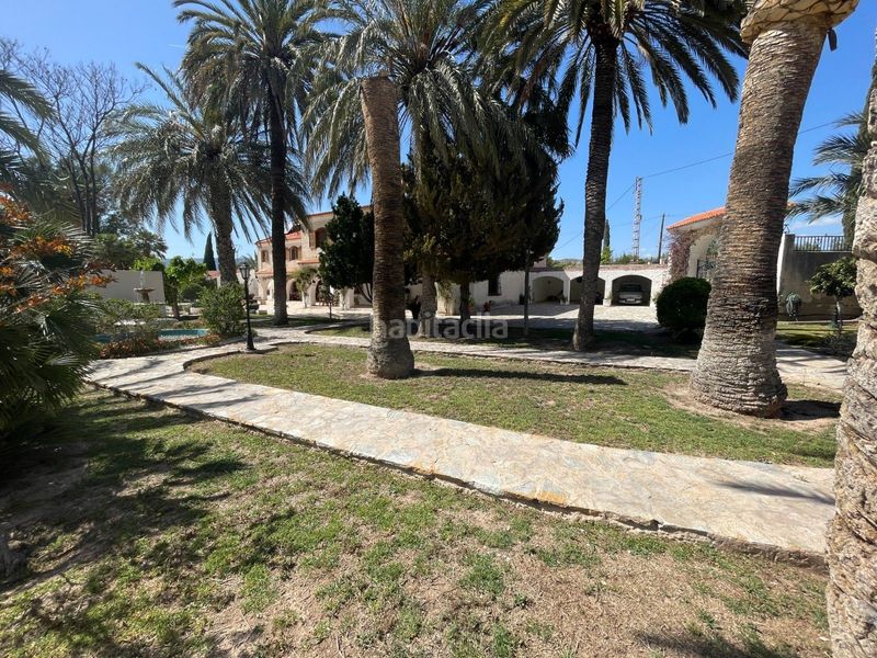 Foto 6f8a5757-9502-48d8-a03b-0d4720495e92. Finca rústica a Centro Elda