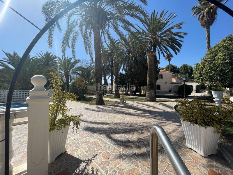 Foto ee11f1d1-dd21-4488-99a5-e8c67df68fb2. Finca rústica a Centro Elda
