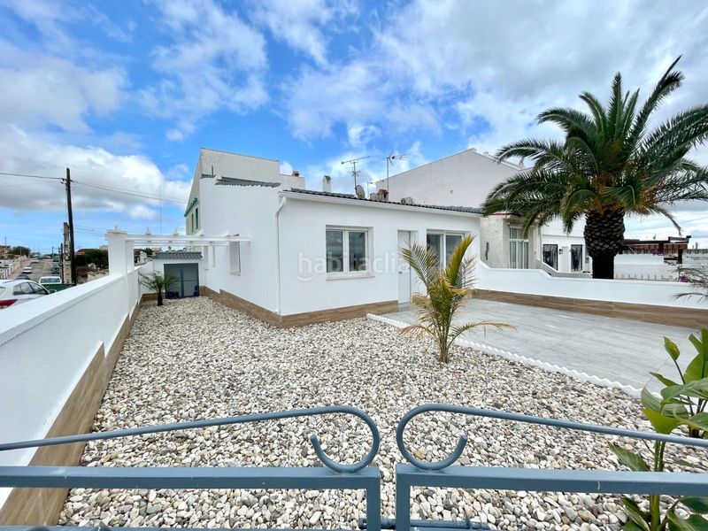 Foto aa2f5869-b148-436f-83d4-b83f3268fdf9. Casa a Benijófar