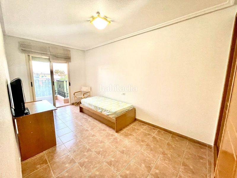 Foto e4ac7e41-1b98-4580-8dfb-732dd2ea6501. Casa a Almoradí