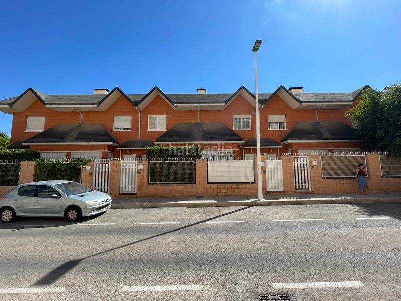 Foto 08be266f-b2af-4de7-814f-e0a14ced2dd8. Casa adossada a Centro Elche / Elx
