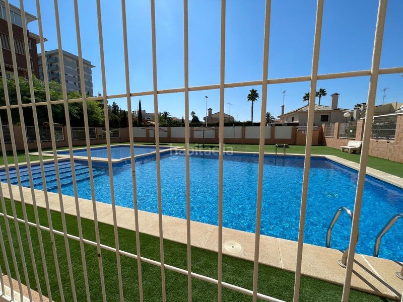 Foto 6eb95826-61b9-432c-9eb8-71e2f9b47b0c. Casa adossada a Centro Elche / Elx