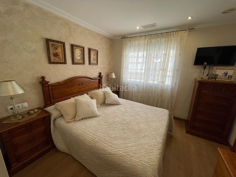 Foto 9f8d838c-b384-49f6-8dad-b9923daf3fd1. Casa adossada a Centro Elche / Elx