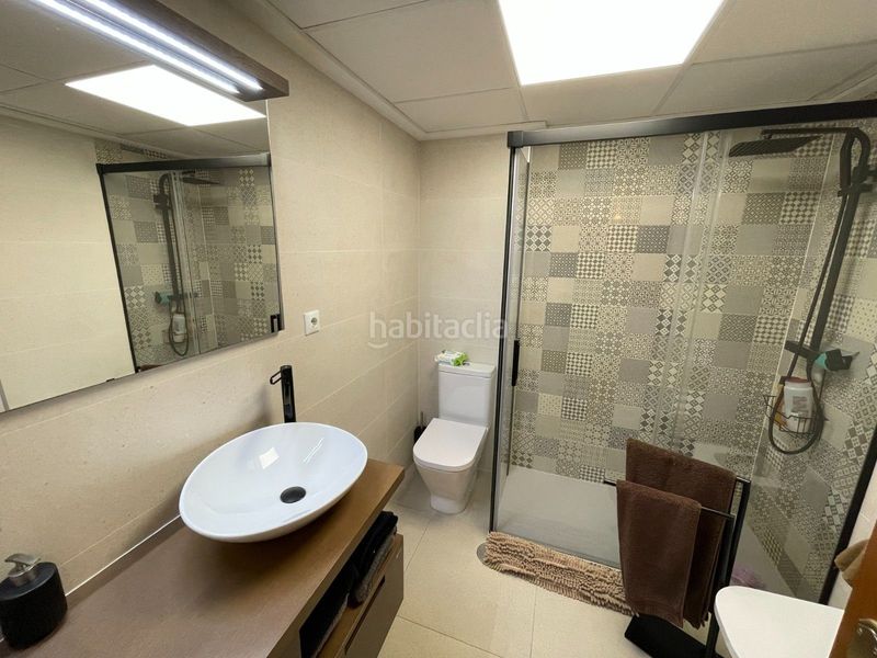 Foto bb23a5c1-3010-458c-bf6e-d4196bfba83c. Casa adossada a Centro Elche / Elx