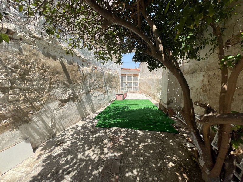 Foto aea5c8b3-09e9-4be4-b88c-f1d2f5f5f1a4. Casa adossada a Centro Rojales