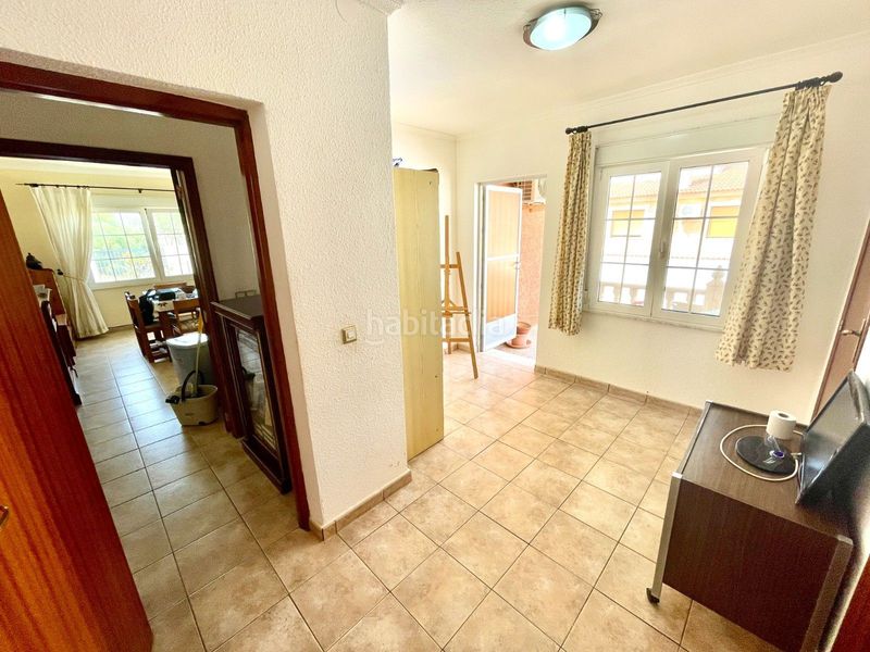 Foto 51ec84ed-6d58-430a-960a-c57e310afd05. Casa a Benijófar